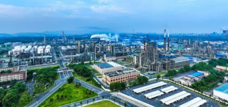 2025年重庆自建房安全新规对土建改造施工的影响分析